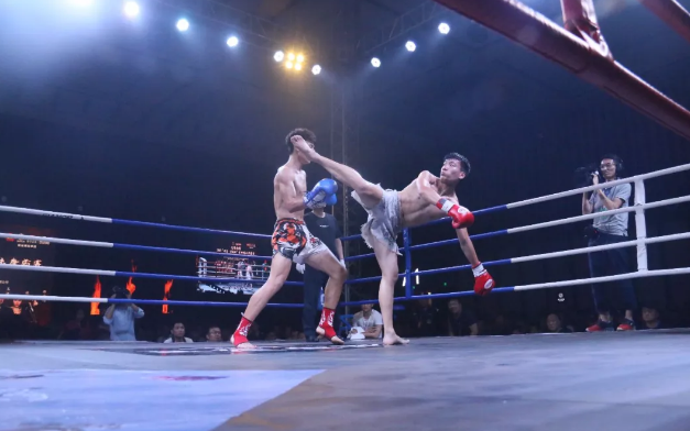 2018“中達·洪光杯”英雄會盟自由搏擊爭霸賽震